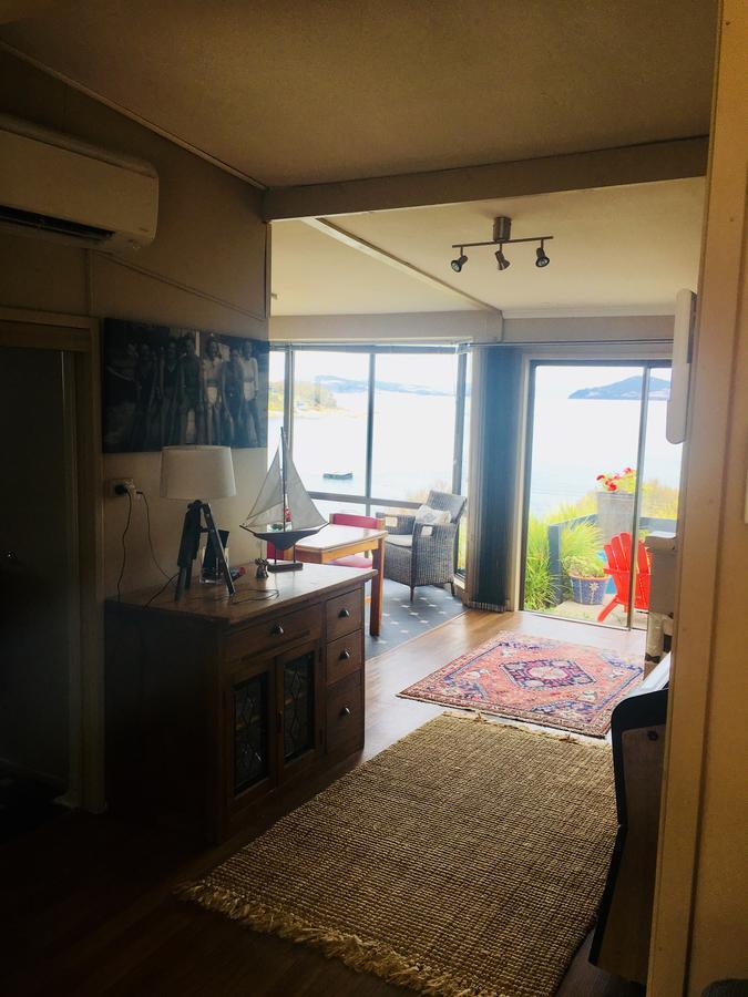 Beach Buoy Opossum Bay South Arm المظهر الخارجي الصورة