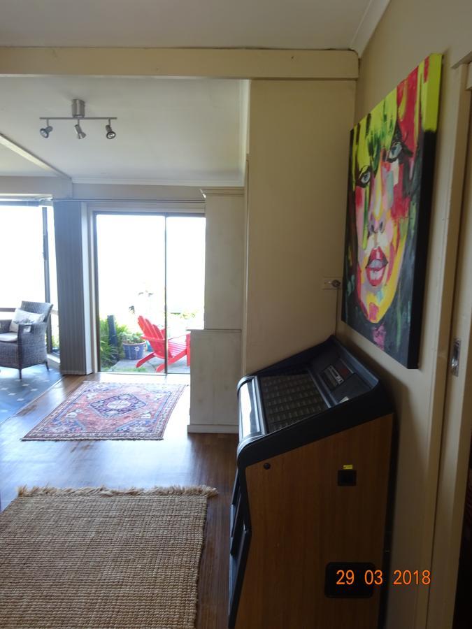 Beach Buoy Opossum Bay South Arm المظهر الخارجي الصورة