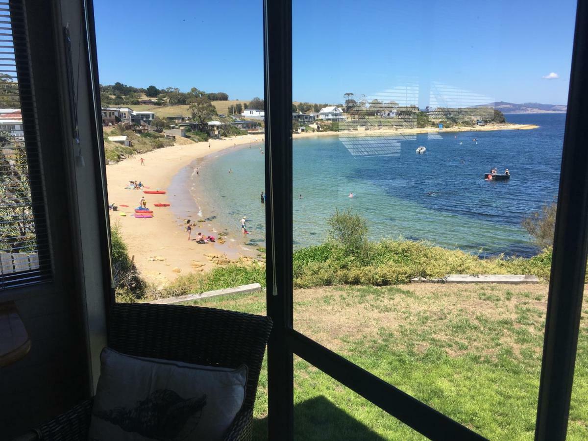 Beach Buoy Opossum Bay South Arm المظهر الخارجي الصورة